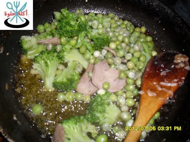 Chicken Tetrazzini with Broccoli