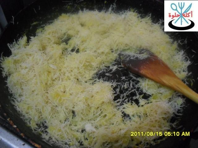 konafa with peaches