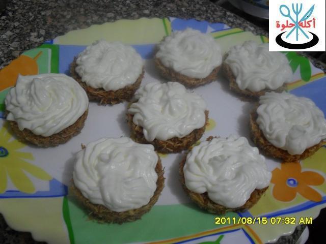 konafa with peaches